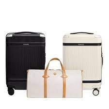Paravel Suitcase gambar png