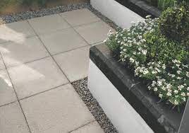 modern bradstone textured paving slabs