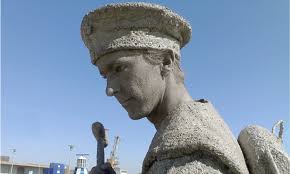 076 sailor living sculptures