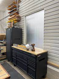 husky mobile workbench and hutch in