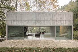 monolithic concrete house