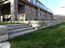 Armour Stone Retaining W Guillotined