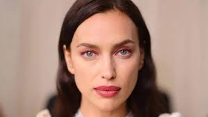celebrity approved red eye makeup