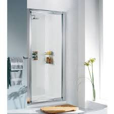 750mm Lakes Pivot Door Shower