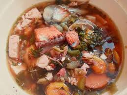 Pada wajan lain, panaskan minyak lalu tumis bawang merah. Sup Seafood Sawi Asin By Yulia Dwi S Langsungenak Com