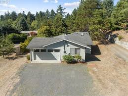 gearhart or single family homes for