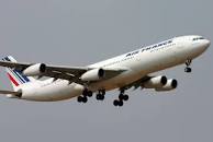 Resultado de imagem para 2005, o voo Air France 358 pousou no Aeroporto Internacional Pearson de Toronto, derrapou e saiu da pista