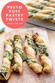 puff pastry twists with pesto and