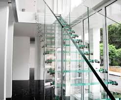 15 escaleras de vidrio y metal