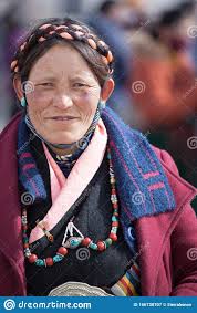 Khampa Woman, Tibet editorial photography. Image of jewelry - 166738707
