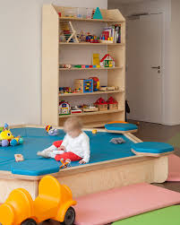 Juegos educativos para infantil y primaria. Diseno Infantil Espacio Ludico Para Las Familias En El Centro De Paris Decopeques