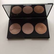 makeup revolution highlighter palette