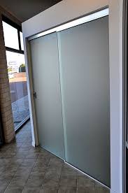 Frameless Sliding Doors Avanti Glass