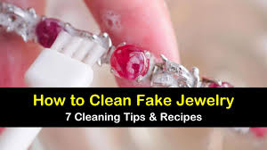 What to use to clean gold jewelry at home. 7 Fast Easy Ways To Clean Fake Jewelry