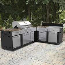 The medallion series™ modular outdoor kitchen is a fully customizable series of cooking and entertainment modules that can be combined to fill your outdoor space. Pin On Cocina Exterior