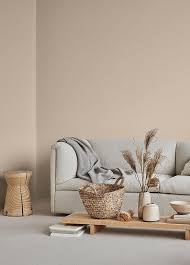 to combine a gray sofa wall colors