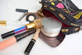 what s in my travel makeup bag derby