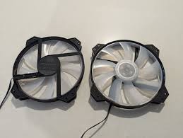 2 x 200mm cooler master pc fans 4 pin
