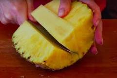 Do you cut out the middle of a pineapple?
