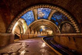 the old city hall subway stop