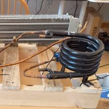 The diy air conditioner produces 42°f air in an 80°f room! Diy Air Conditioner Built From Weird Donor Appliance Hackaday