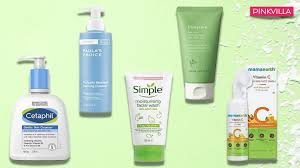 15 best face washes for dry skin to