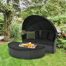 Clams Patio Round Daybed Wicker
