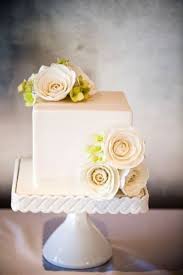 Prices to suit all budgets. 52 Gorgeous Square Wedding Cake Ideas Weddingomania