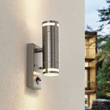 outdoor wall lights with sensor pir