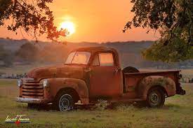 I started sunset classics because i've always loved classic cars, but i really love the excitement of first acquiring a desired beauty. Rusting In The Sunset Old Pickup Trucks Classic Chevy Trucks Classic Trucks