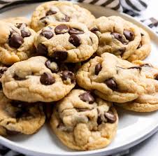 chewy eggless chocolate chip cookies