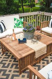 How To Plan Outdoor Coffee Table Decor