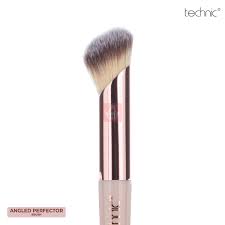 technic angled perfector brush 10gm