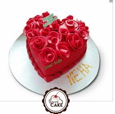 red fondant flower cake at rs 899 piece