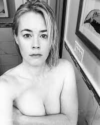 Abigail Hawk Topless and Sexy Photo Collection - Fappenist