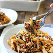 slow cooker beef and cheese pasta the