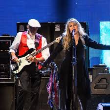 Fleetwood Mac Concert Tickets And Tour Dates Seatgeek