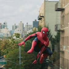 review spider man homecoming hedges