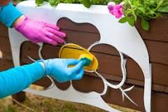 what-paint-to-use-on-outdoor-planters