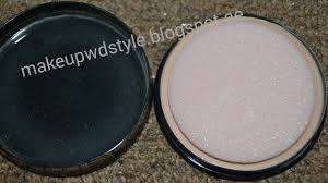 Makeup With Style Maxfactor Creme Puff Pressed Powder
