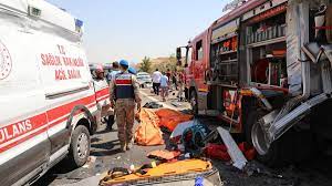 SON DAKİKA | Gaziantep'te katliam gibi kaza! Can kurtarmaya giderken  canlarından oldular: Otobüs sabıkalı çıktı - Son Dakika Haberler