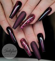 The beauty of nails always reflects the beauty and personality of the beautiful girl, and is burgundy nails one of… Amazing Ideas To Get The Burgundy Design In The Best Way Polish And Pearls