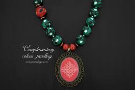 complementary colour jewellery sayuri