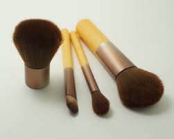 how to start a makeup brush business