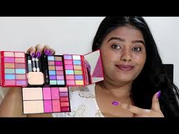ads fashion color makeup kit