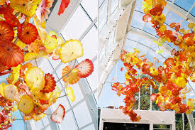chihuly garden and gl wedding venue