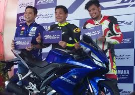 Big motorcycles | wallpapers hd dekstop:. Yamaha R15 V3 0 Launched In The Philippines