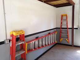 how to extension ladder in garage