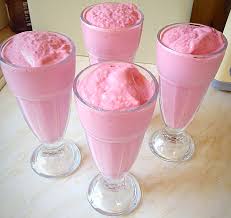 raspberry banana ice cream smoothies