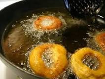 How does frying cook food?
